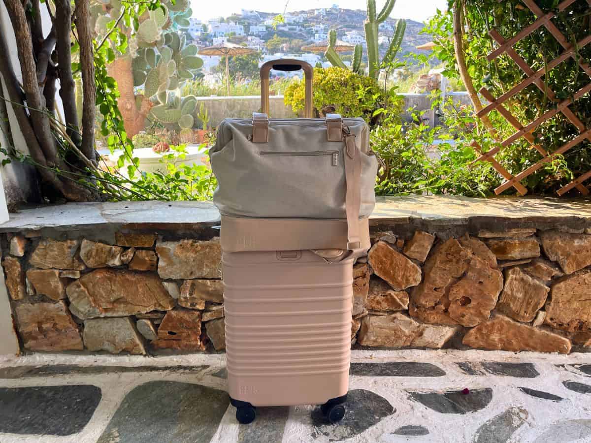 Solo Female Packing List For Greece: Summer & Winter