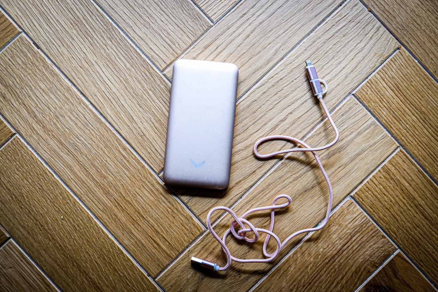 Portable Charger and cord that comes with Smart Birdy luggage.