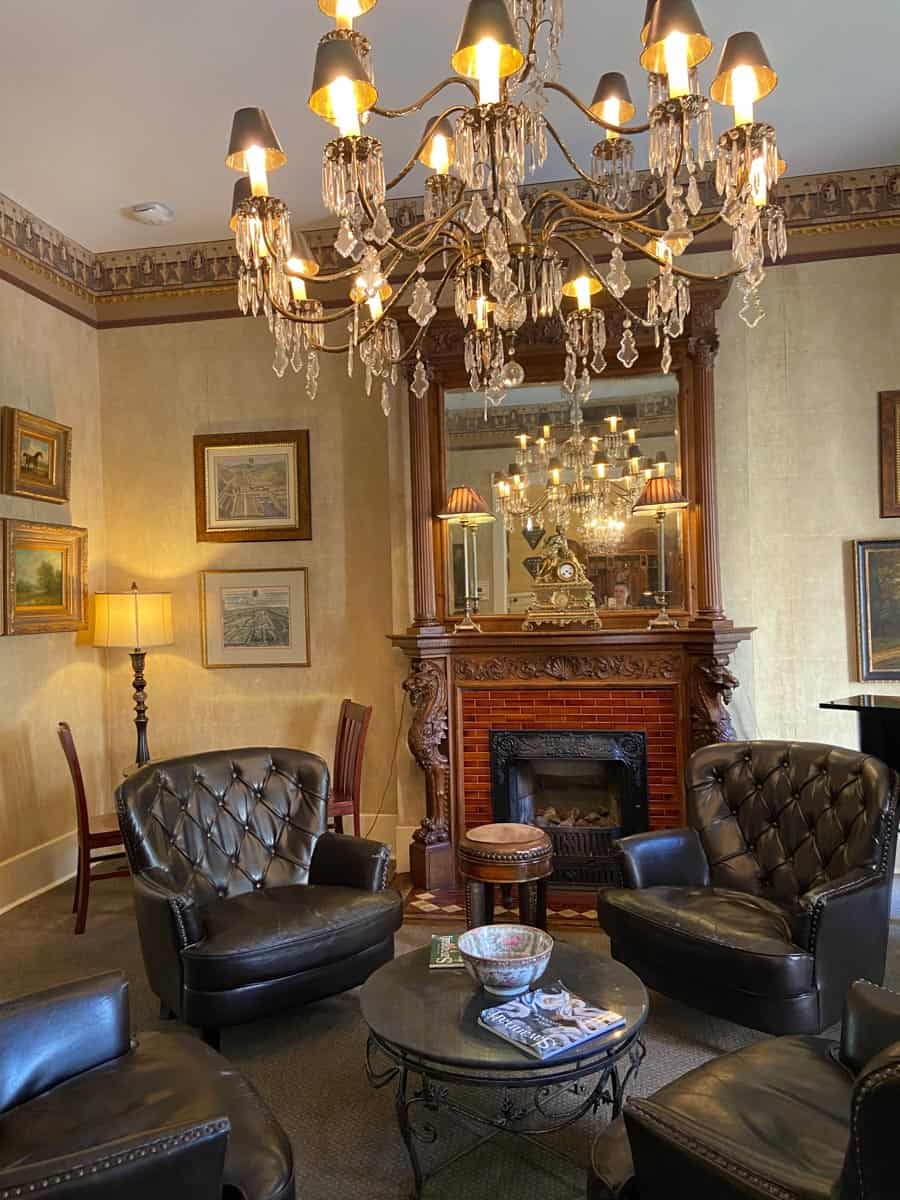 Foley House Inn haunted hotel