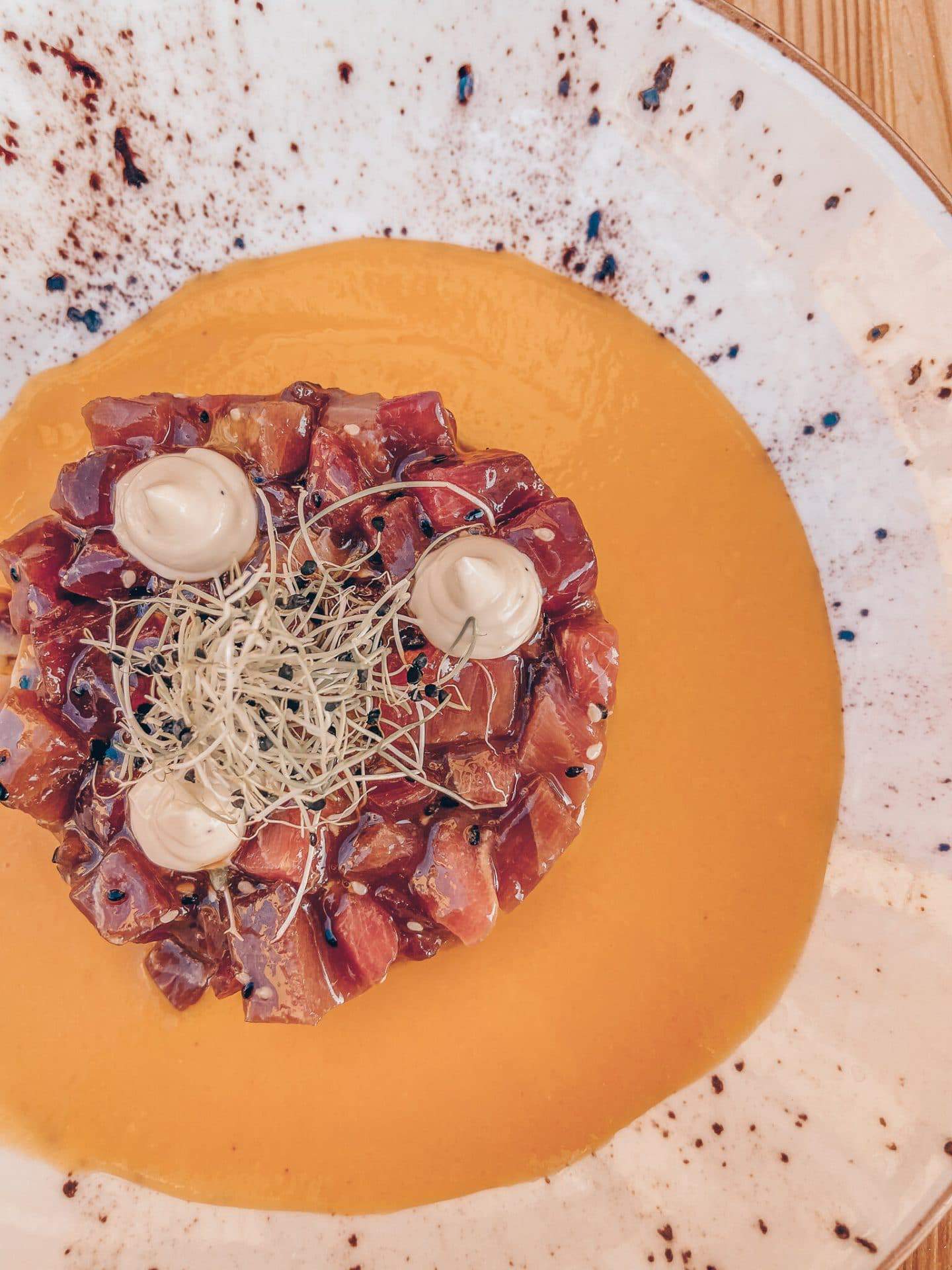 Saranna Cafe & Gastrobar